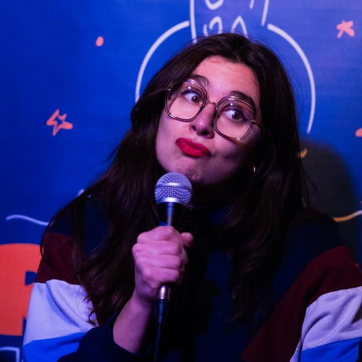 Alessia Paris-everest-comedy-club-paris