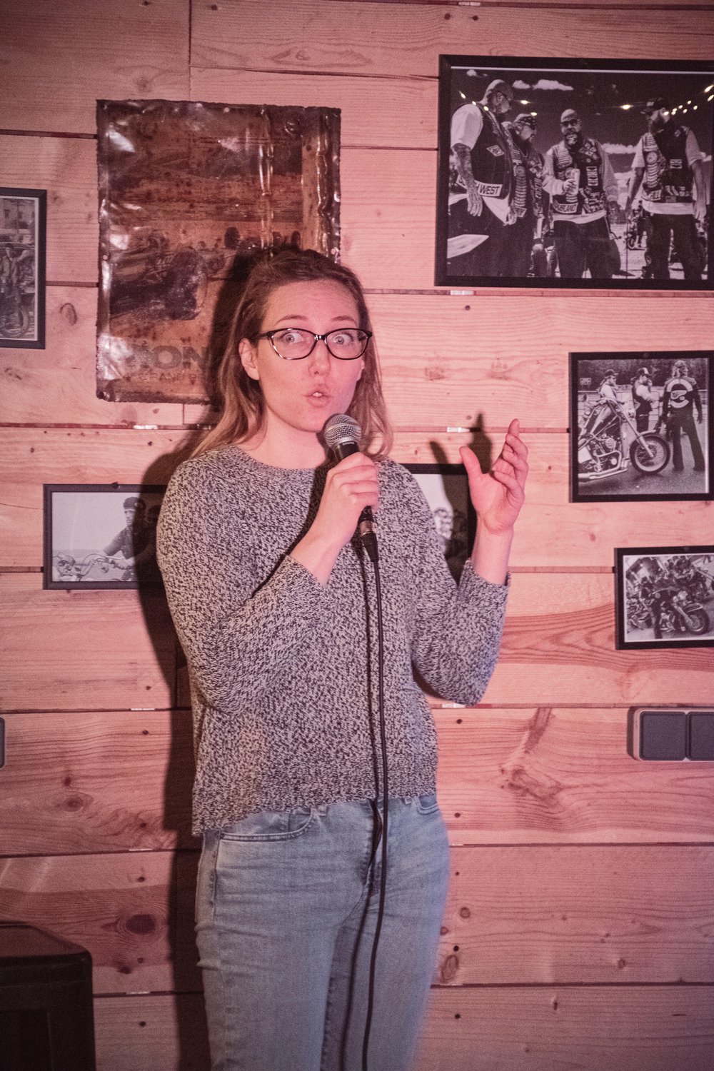 Carole Meynier-everest-comedy-club